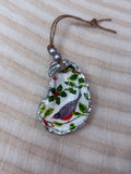 Small (4"<) Oyster Shell Ornament (Silver Robin Pearl Back)