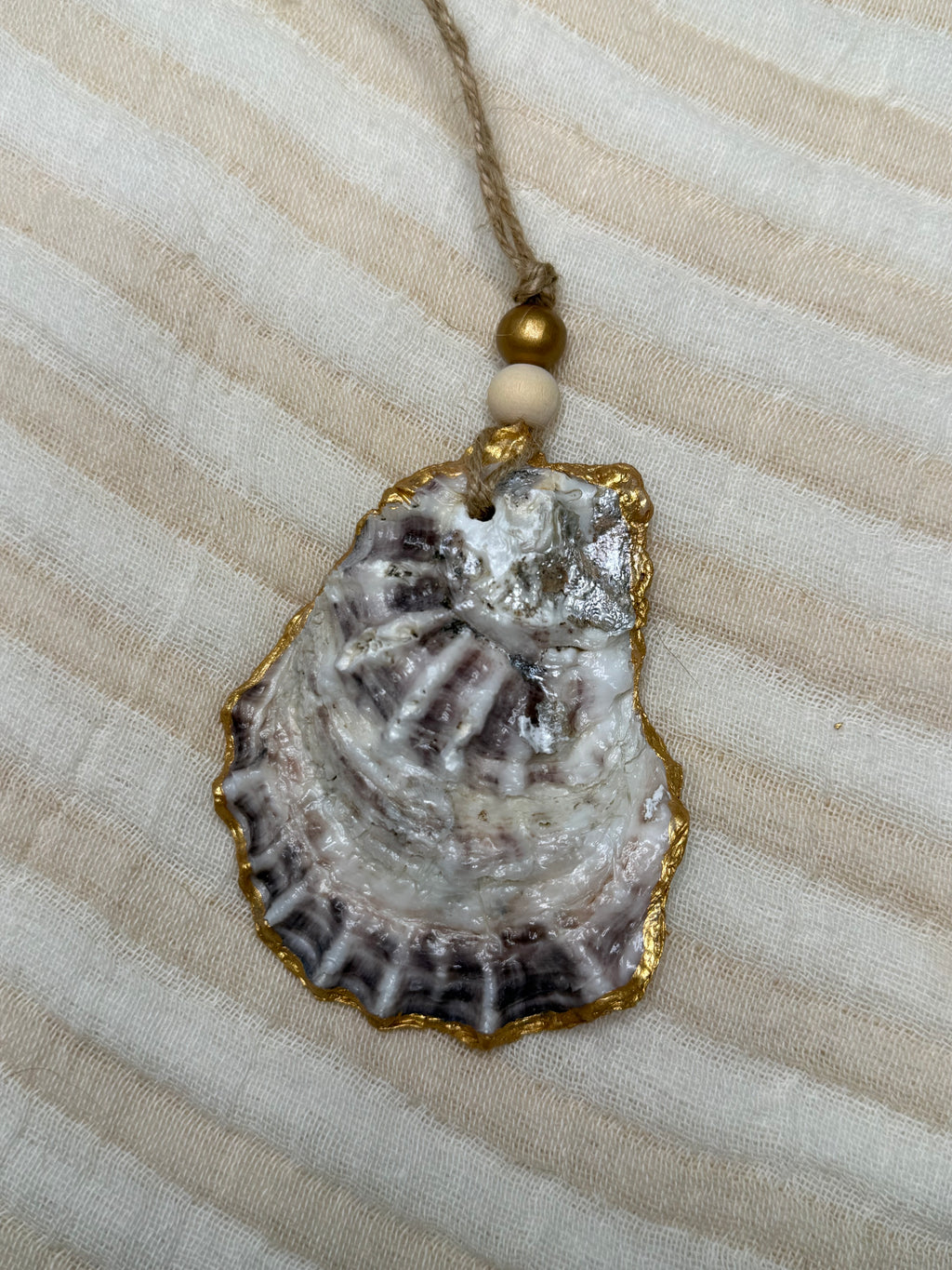 Small (4"<) Oyster Shell Ornament (Gold Flamingo Scarf Natural Back)