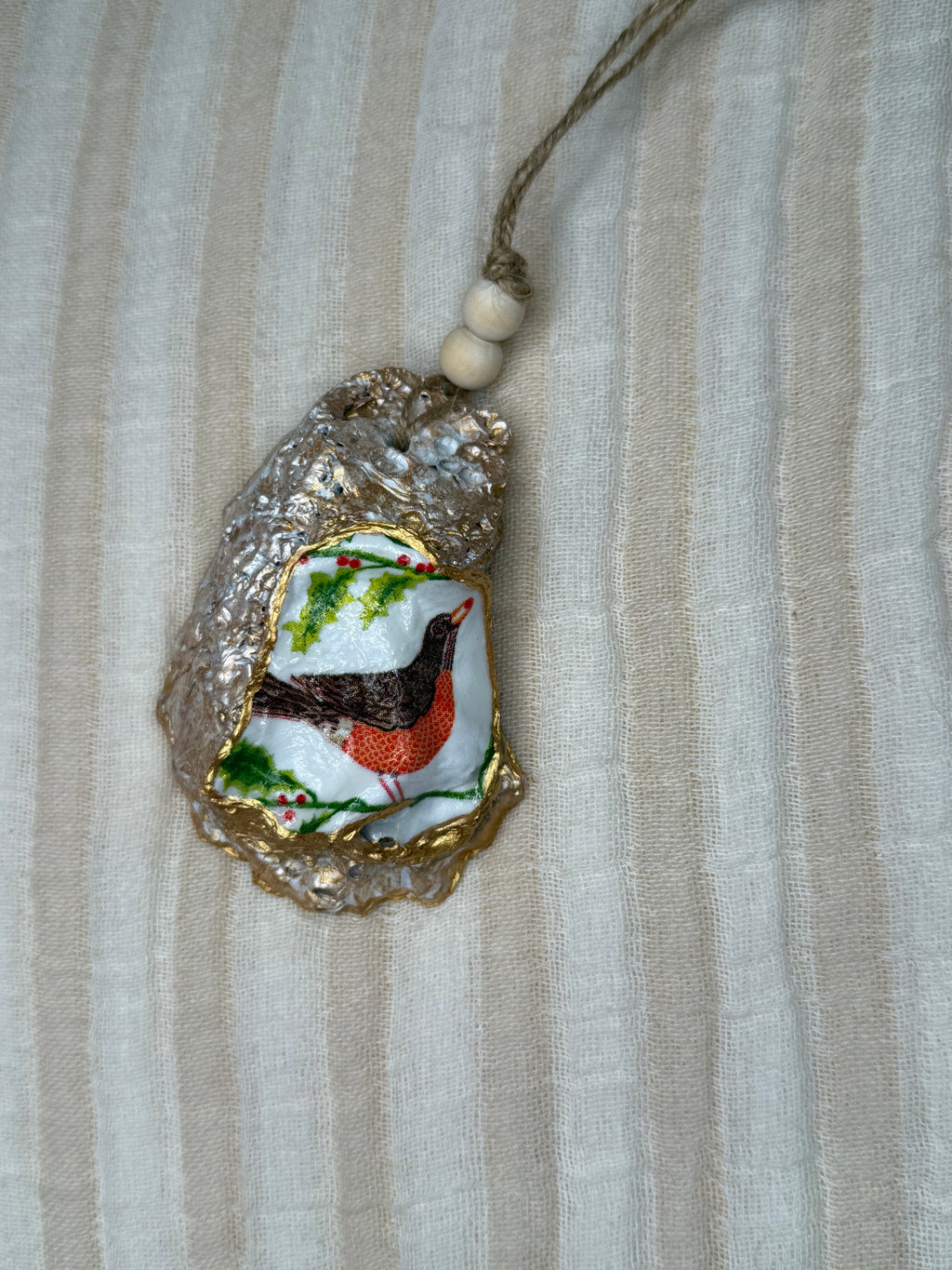 Large (4"+) Oyster Shell Ornament (Cardinal, Robin Back)