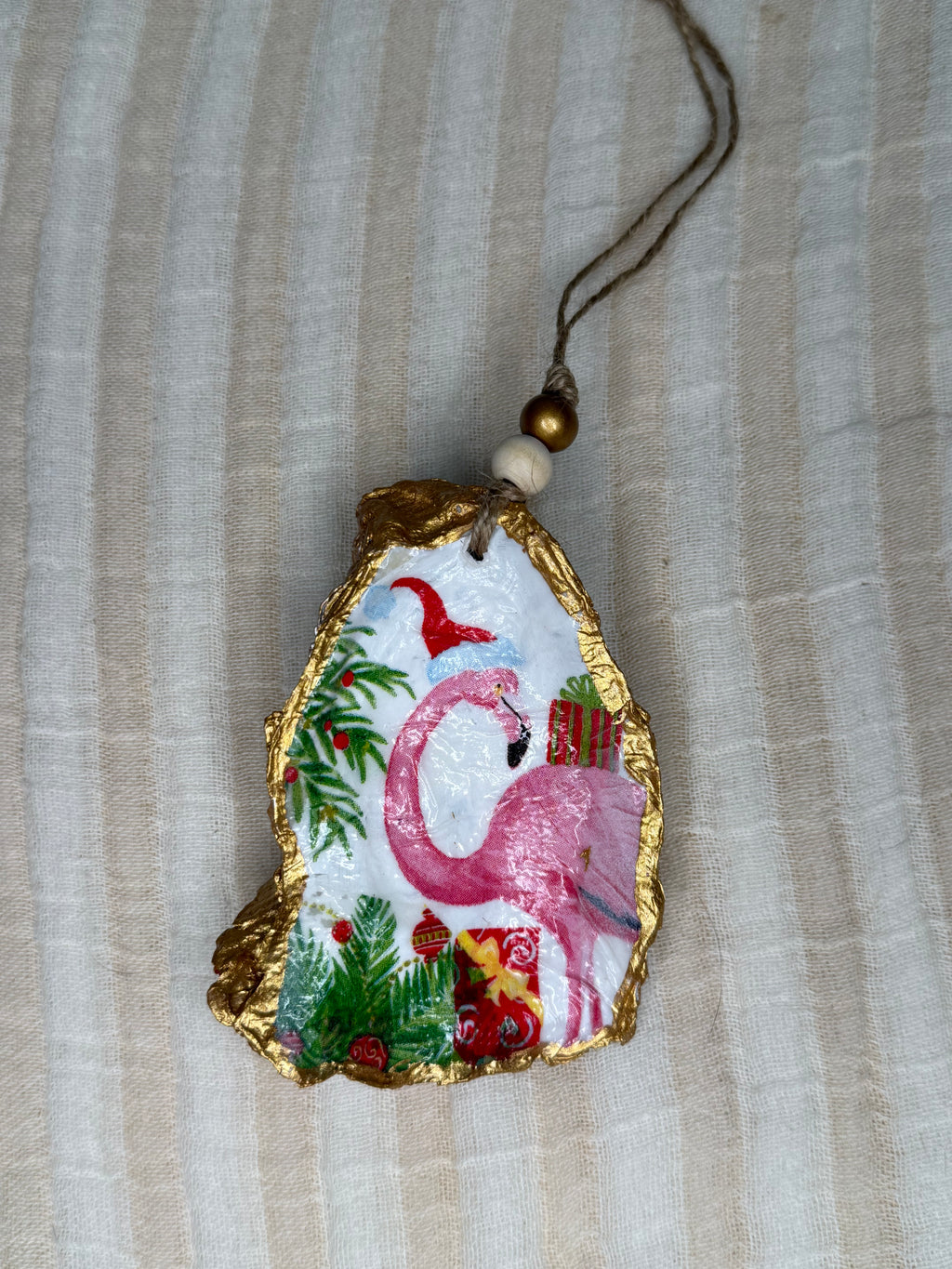 Large (4"+) Oyster Shell Ornament (Flamingo Present)